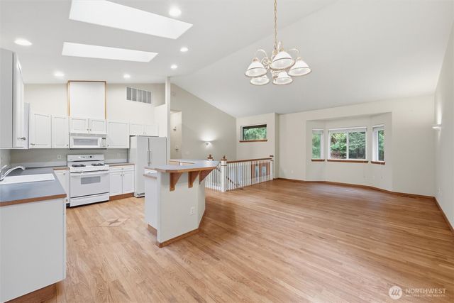 36 Holly View Way, Bellingham, WA 98229