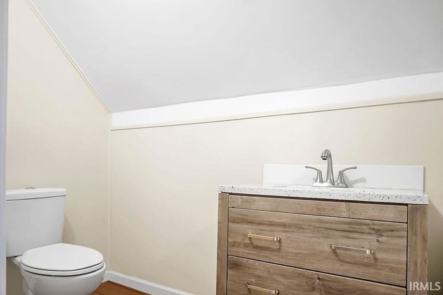 558 Pinewood Drive, Bedford, IN 47421