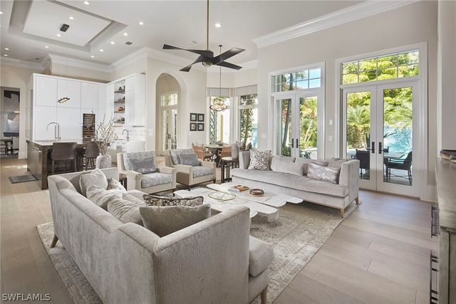 15251 Medici WAY, Naples, FL 34110