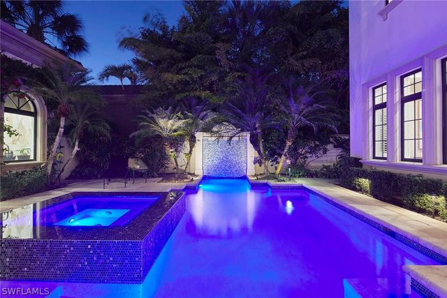 15251 Medici WAY, Naples, FL 34110