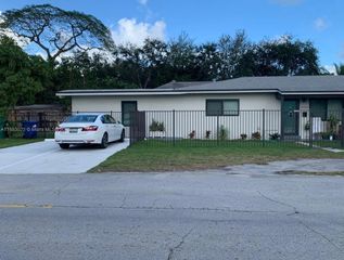 9703 NW 5th Ave 9703, Miami, FL 33150
