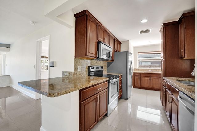 309 N 31st Court, Hollywood, FL 33021