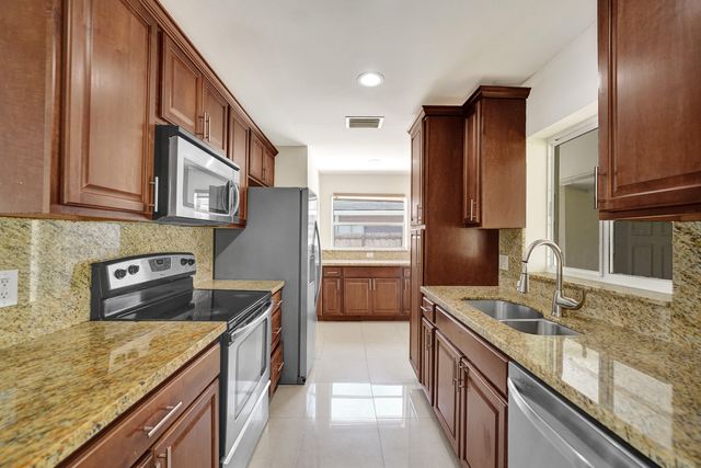 309 N 31st Court, Hollywood, FL 33021