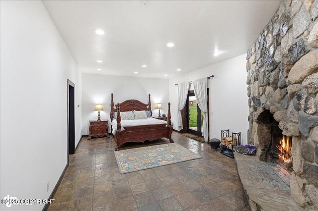 67480 Halibut Road, Ninilchik, AK 99639