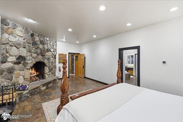 67480 Halibut Road, Ninilchik, AK 99639