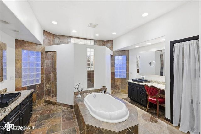 67480 Halibut Road, Ninilchik, AK 99639