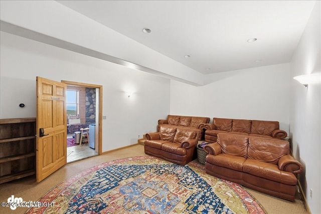 67480 Halibut Road, Ninilchik, AK 99639