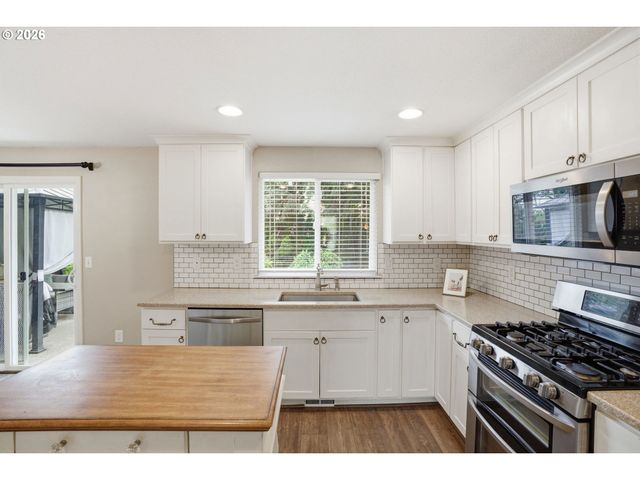 2115 Se 186TH Ave, Vancouver, WA 98683