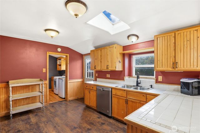 170 S B Street, Buckley, WA 98321