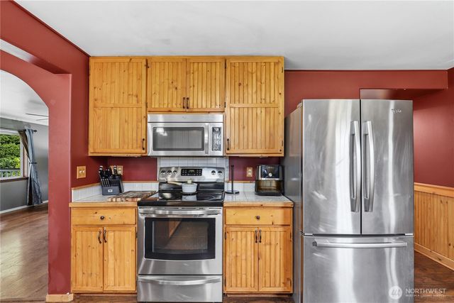 170 S B Street, Buckley, WA 98321