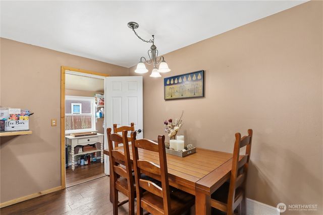 170 S B Street, Buckley, WA 98321