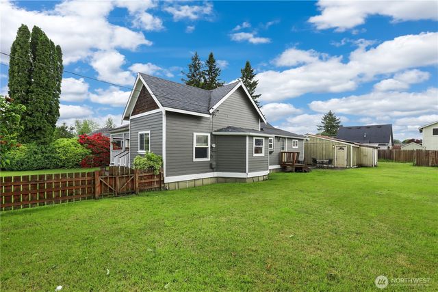 170 S B Street, Buckley, WA 98321