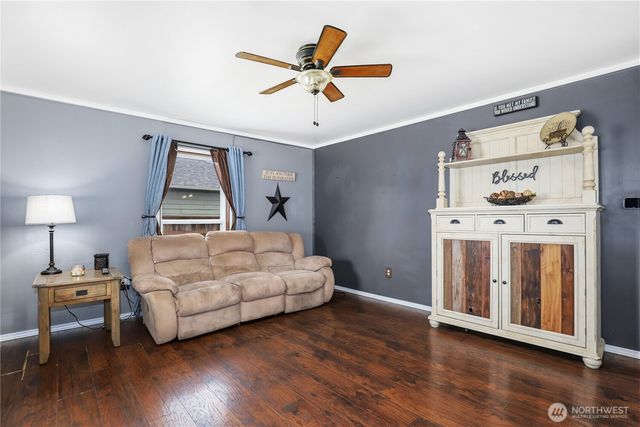 170 S B Street, Buckley, WA 98321
