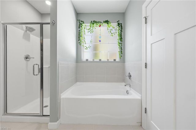 1800 Whites LNDG, Chesapeake, VA 23321