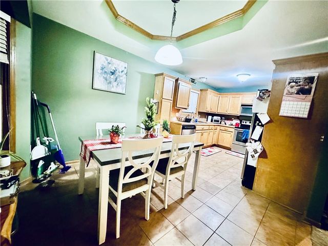 307 Division Street, Knob Noster, MO 65336