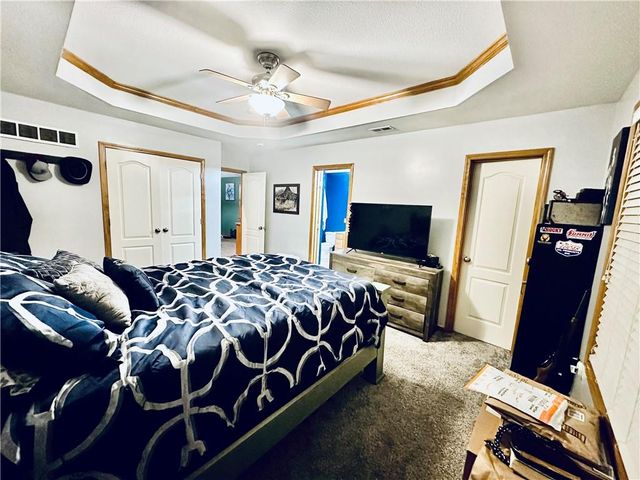 307 Division Street, Knob Noster, MO 65336