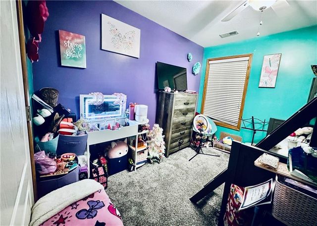 307 Division Street, Knob Noster, MO 65336