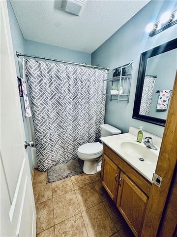 307 Division Street, Knob Noster, MO 65336