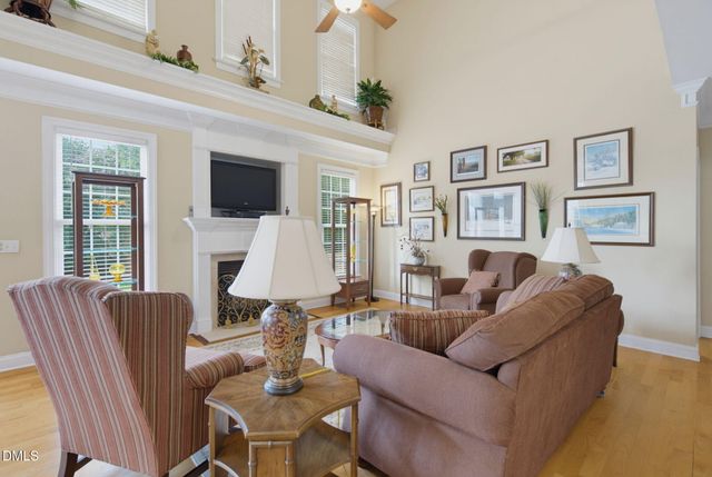 73 Knobhill Lane, Pittsboro, NC 27312