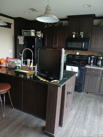 2161 FM 888, Beeville, TX 78102