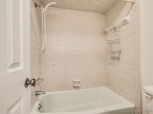 25606 S Desert Trail, Claremore, OK 74019