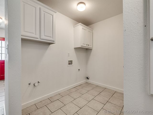 25606 S Desert Trail, Claremore, OK 74019