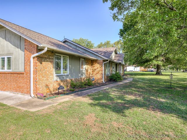 25606 S Desert Trail, Claremore, OK 74019
