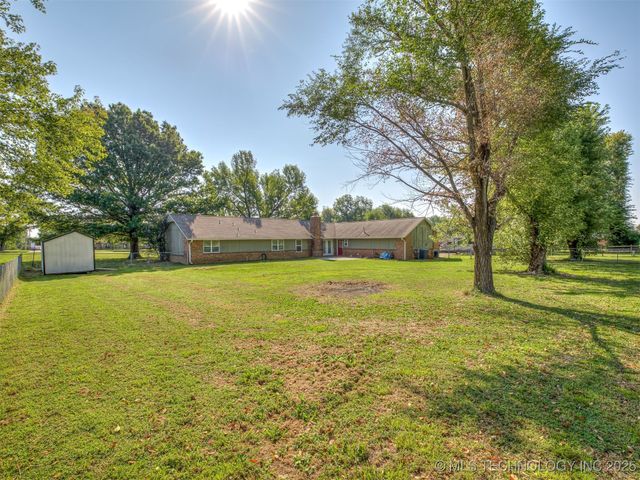 25606 S Desert Trail, Claremore, OK 74019