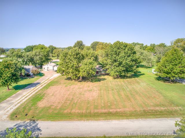 25606 S Desert Trail, Claremore, OK 74019