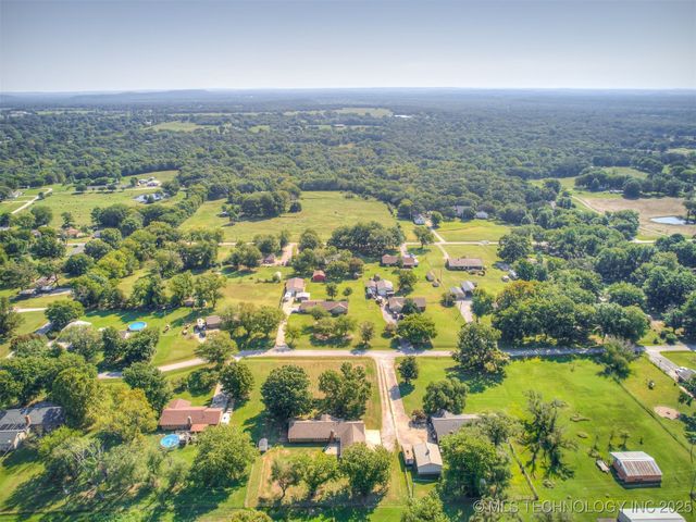 25606 S Desert Trail, Claremore, OK 74019