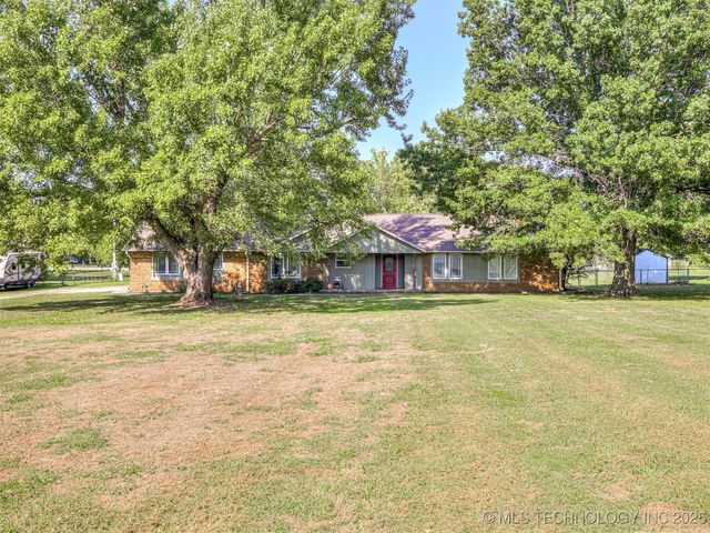 25606 S Desert Trail, Claremore, OK 74019