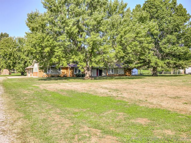 25606 S Desert Trail, Claremore, OK 74019
