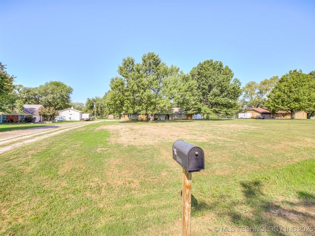 25606 S Desert Trail, Claremore, OK 74019