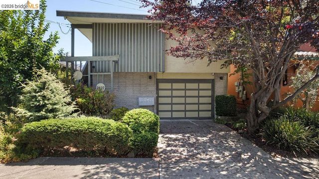 2427 McKinley Ave, Berkeley, CA 94703