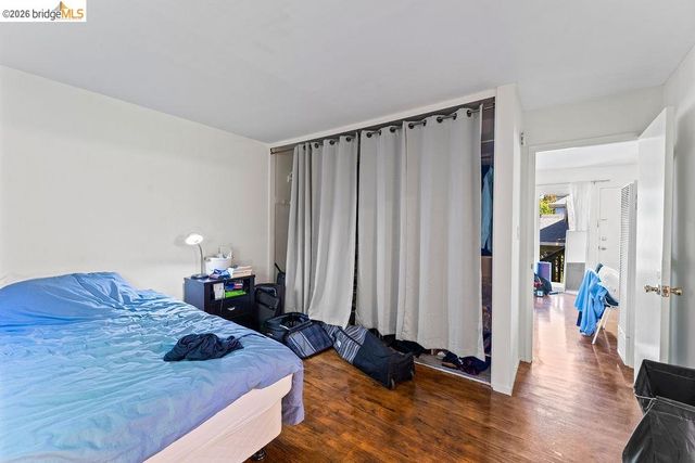 2427 McKinley Ave, Berkeley, CA 94703
