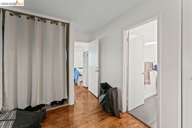 2427 McKinley Ave, Berkeley, CA 94703