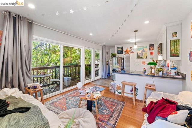 2427 McKinley Ave, Berkeley, CA 94703