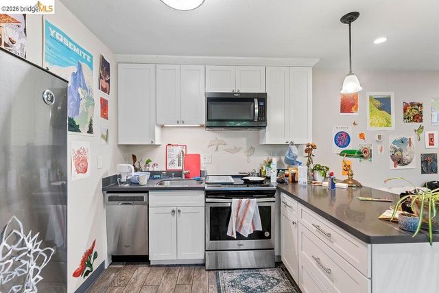 2427 McKinley Ave, Berkeley, CA 94703