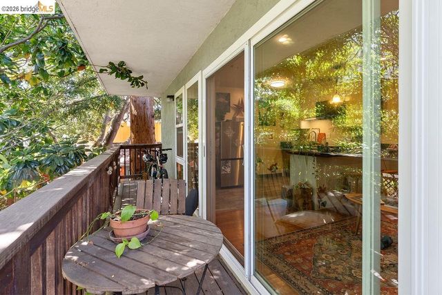 2427 McKinley Ave, Berkeley, CA 94703
