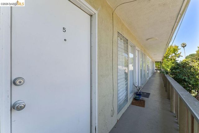 2427 McKinley Ave, Berkeley, CA 94703