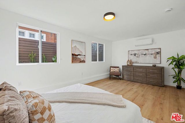 2831 Overland Avenue, Los Angeles, CA 90064