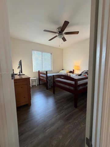 2603 W 60th Pl 101-11, Hialeah, FL 33016