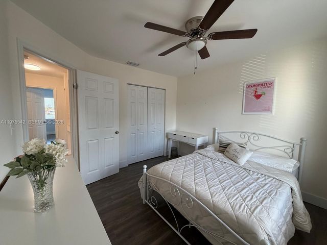 2603 W 60th Pl 101-11, Hialeah, FL 33016