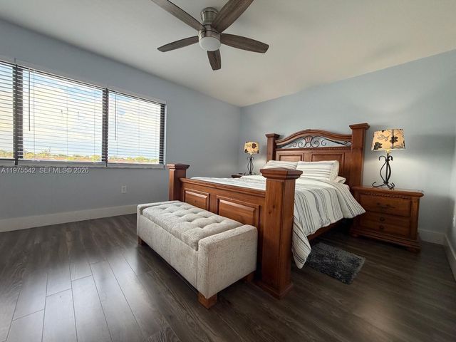 2603 W 60th Pl 101-11, Hialeah, FL 33016