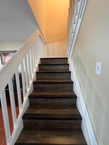 2603 W 60th Pl 101-11, Hialeah, FL 33016