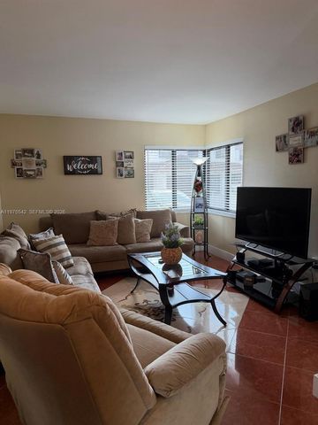 2603 W 60th Pl 101-11, Hialeah, FL 33016