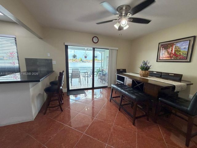 2603 W 60th Pl 101-11, Hialeah, FL 33016