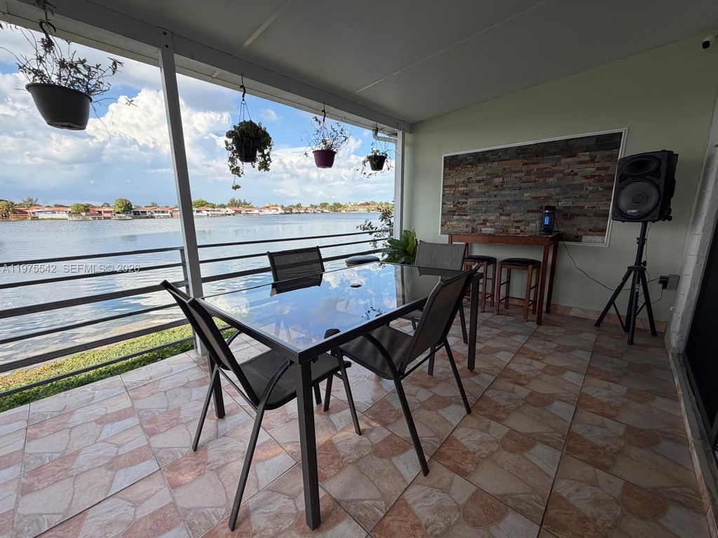 2603 W 60th Pl 101-11, Hialeah, FL 33016