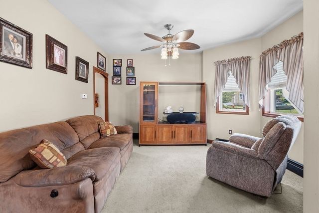 52 Florence St, New Bedford, MA 02740