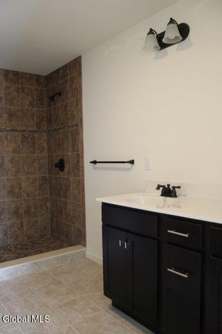 11 Jack Drive, Halfmoon, NY 12118